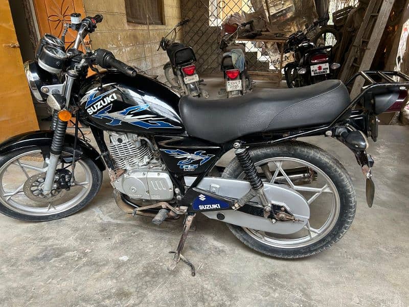 Suzuki 150 very good condition 6