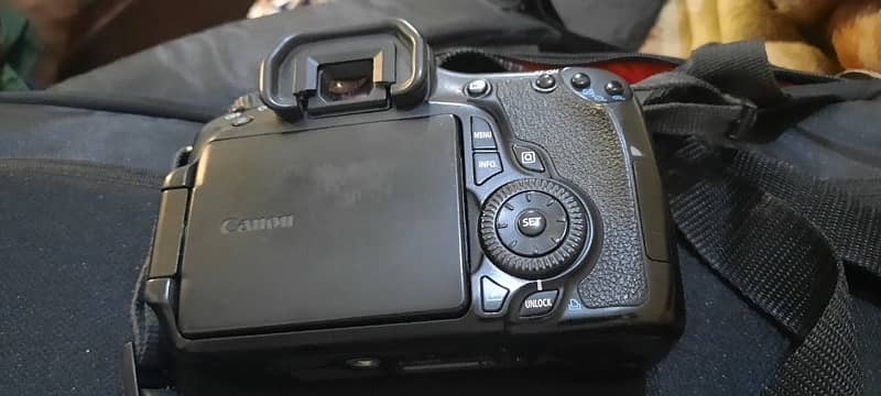 Canon 60d only Body For Sale 0