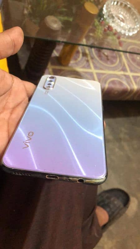 vivo s1 4