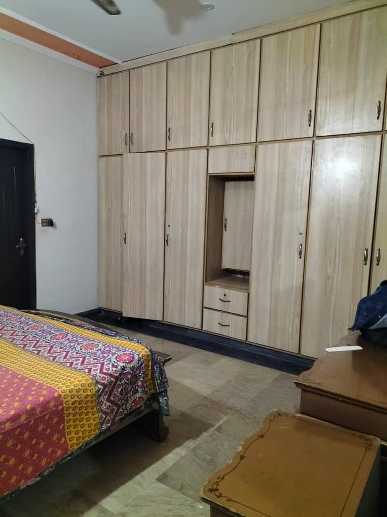 10 MARLA LOWER PORTION AVAILABLE FOR RENT IN GULSHAN E LHR NEAR WAPDA TOWN 5