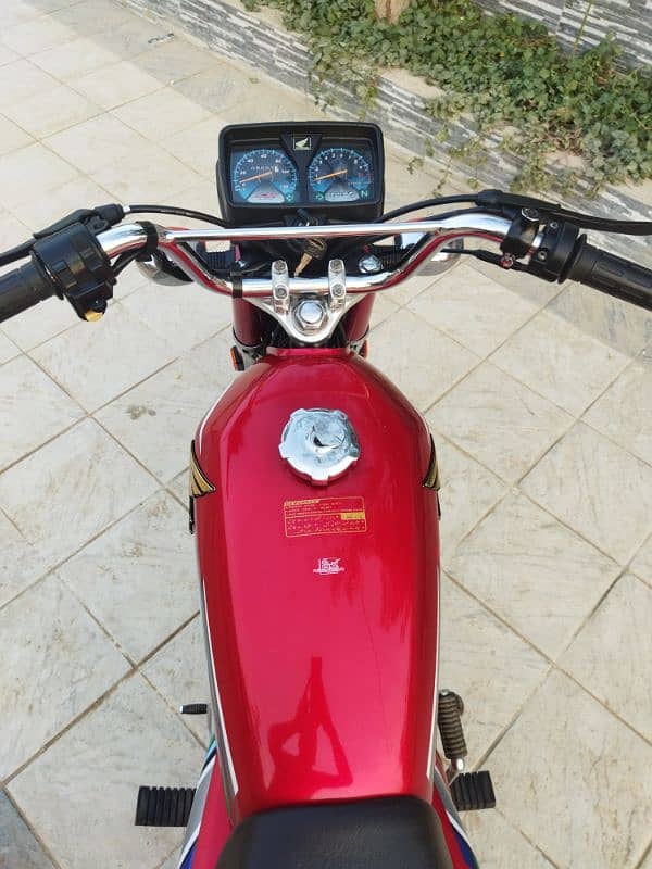 Honda 125 2023/2024 6