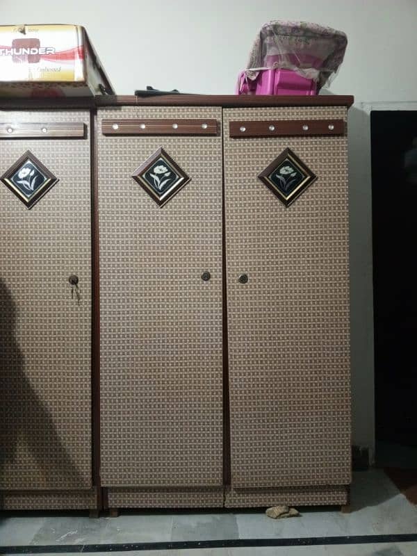 4 pcs bedroom set 3