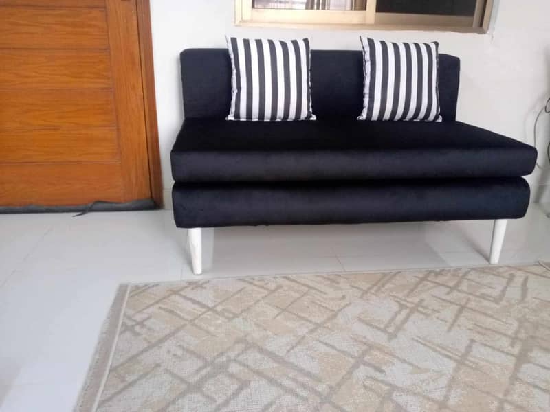 2 seater velvet sofa 3