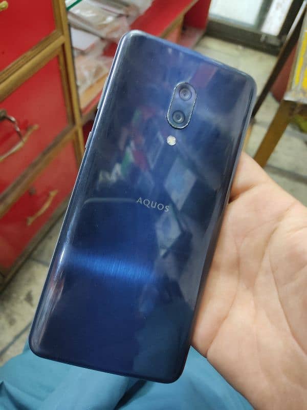 aqous rzero 2 8gb 256gb bilkul ok ha koi foult nahi gaming model 1