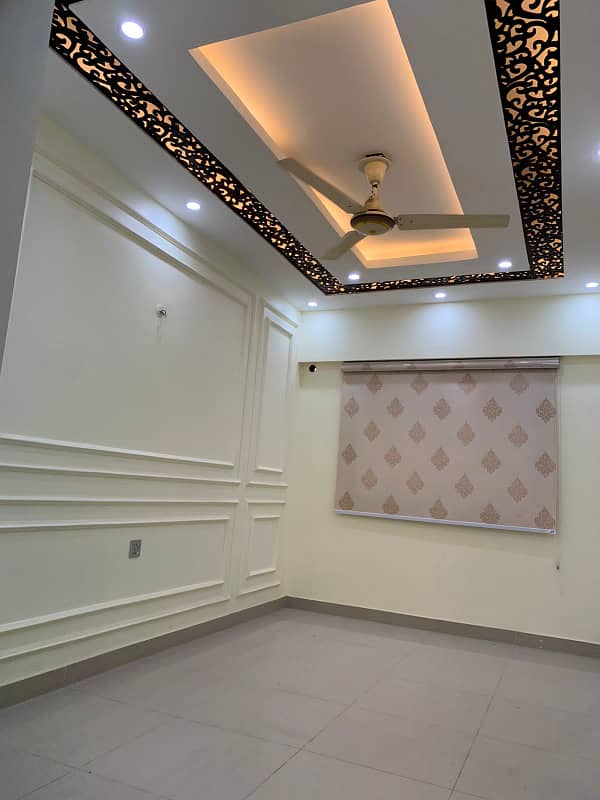 Bungalow facing flat for sale with lift fully renovated 1