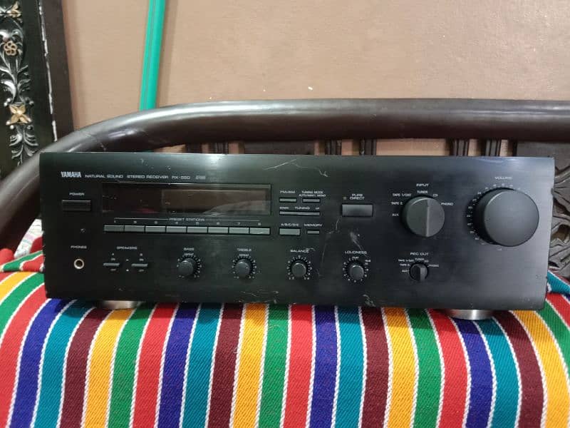 Yamaha stereo amplifier model RX 550 v110 0