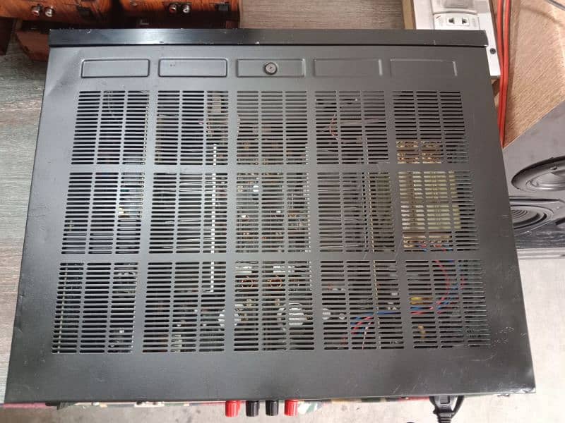 Yamaha stereo amplifier model RX 550 v110 4