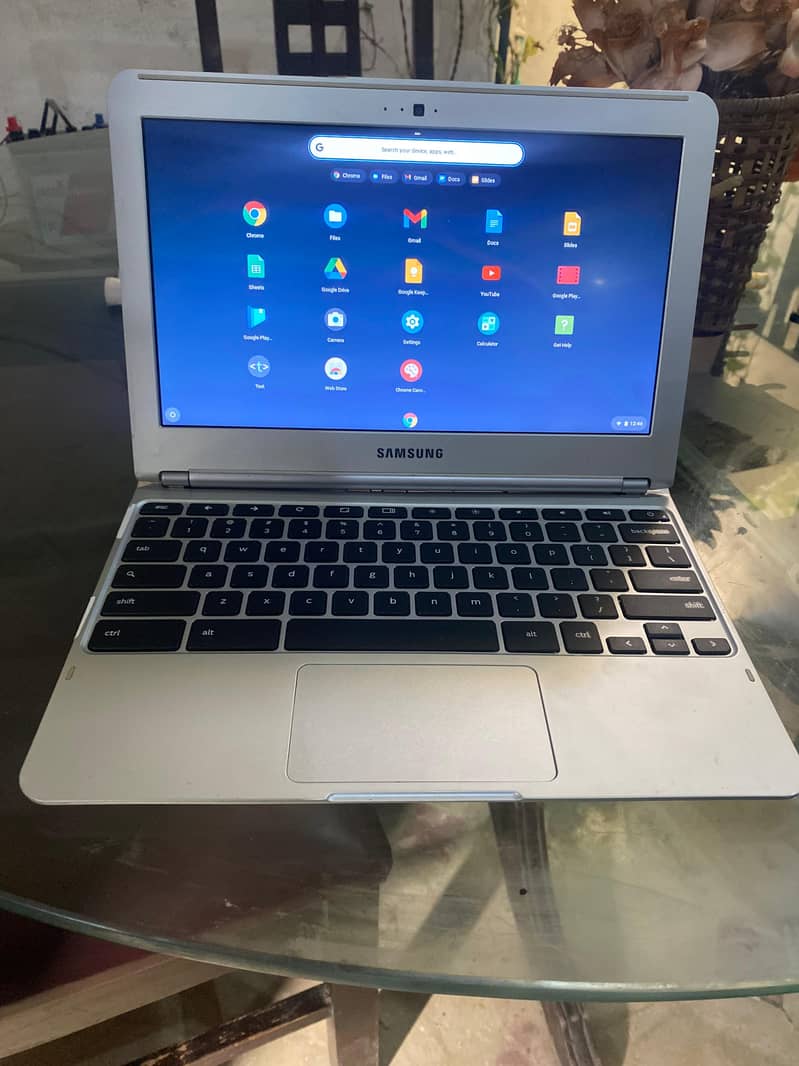 Samsung Chromebook series 5 slim 8