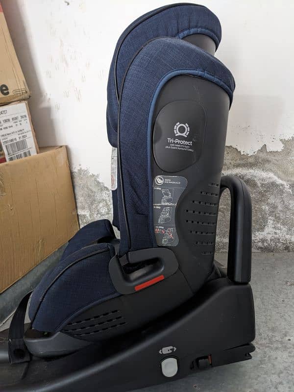 JOIE ORIGINAL CAR SEAT EXCELLENT CONDITION 2