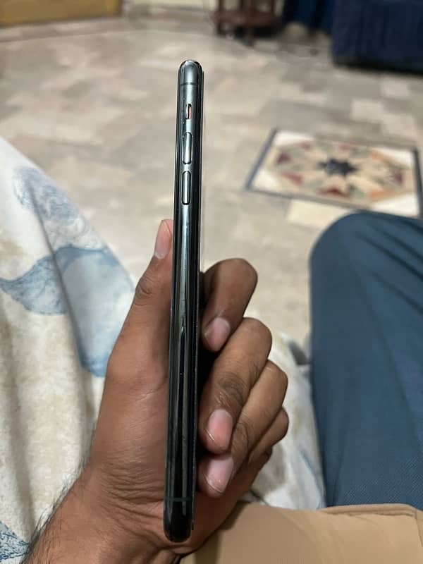 Iphone 11 Pro Mx 4