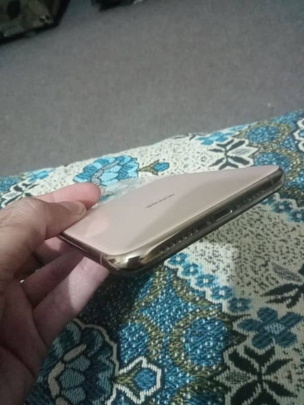 iPhone xs max JV 64 gb 5