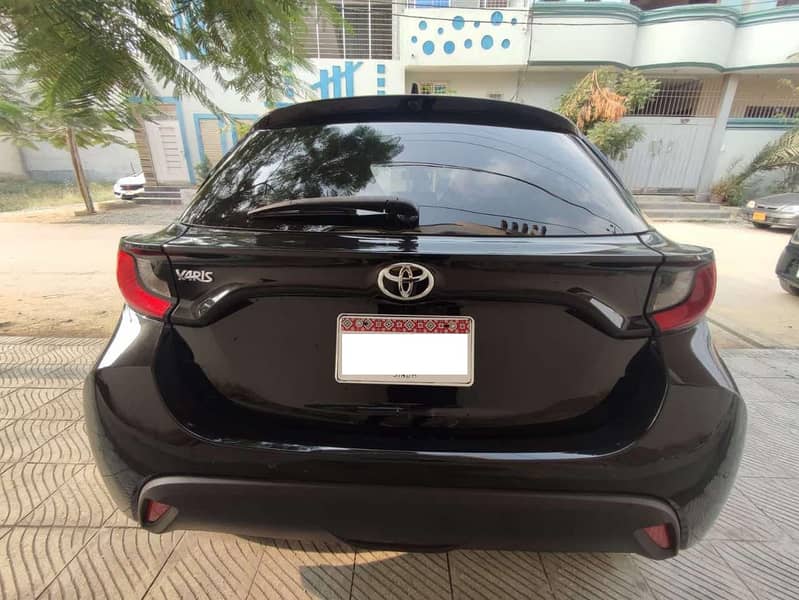 Toyota Yaris Hatchback X Package 2021 1