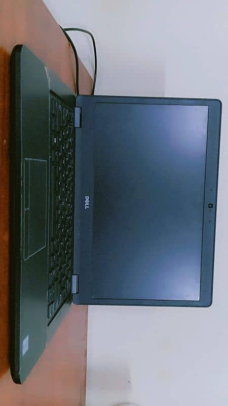 Dell Intel core i5 (7th generation )  8GB/256GB 3