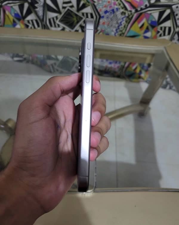 IPhone 15 Pro Max 256GB Non pta Natural Titanium 5