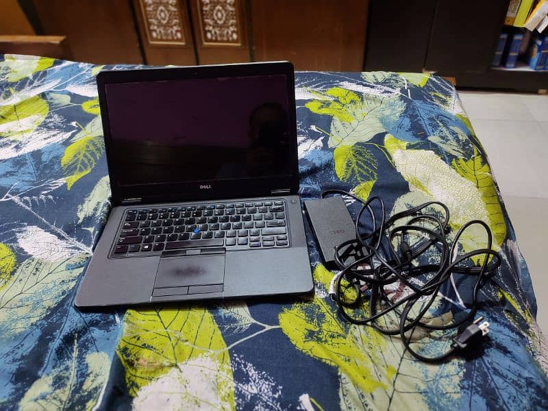 Dell laptop E7450 0