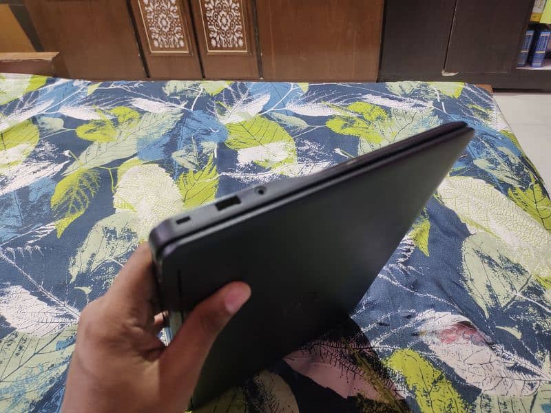 Dell laptop E7450 4