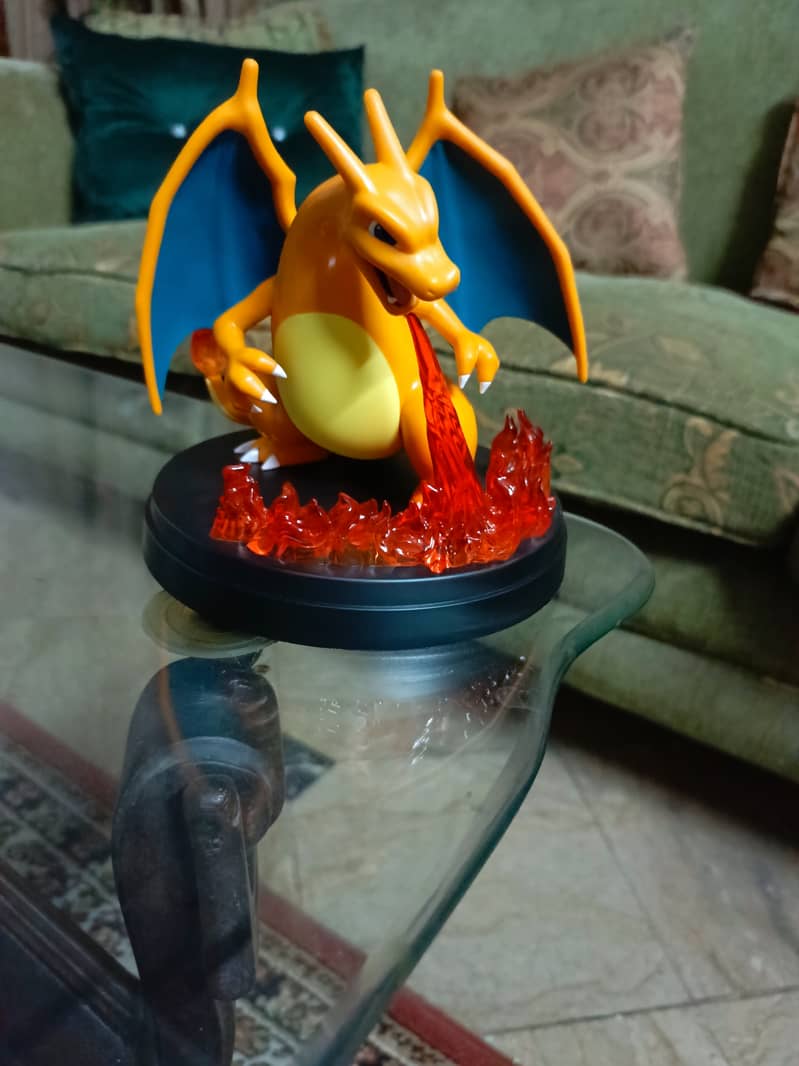 Charizard Action Figure 0