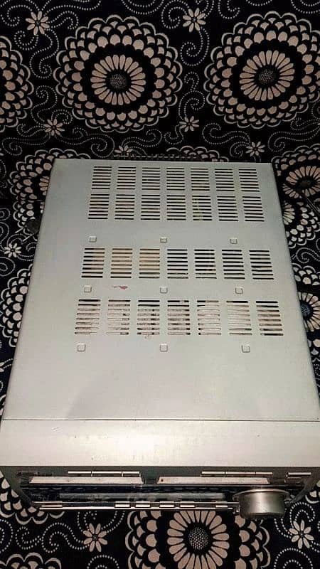 VICTOR HEAVY DUTY AMPLIFIER FOR SALE. 3