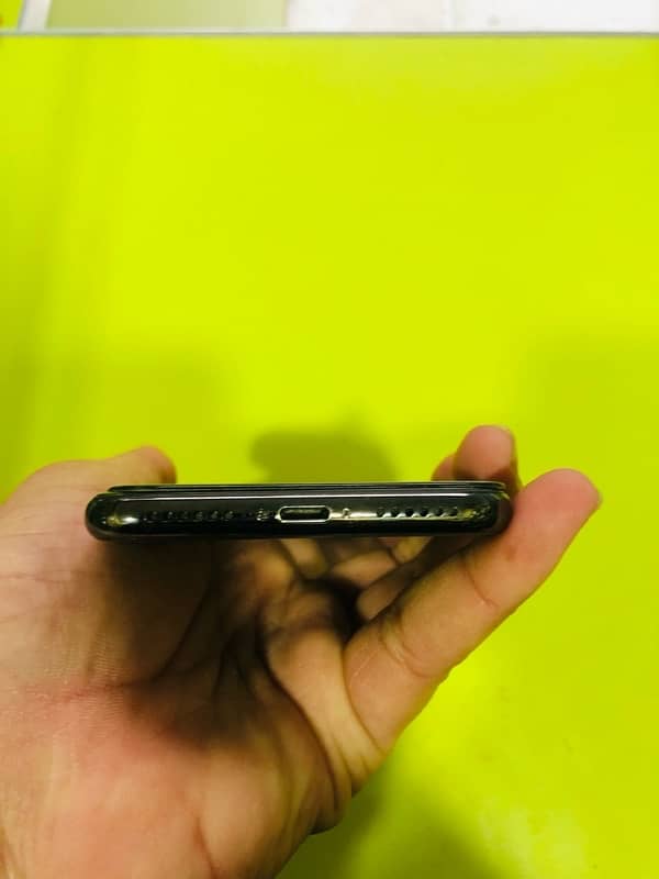 iPhone X 64 gb 2