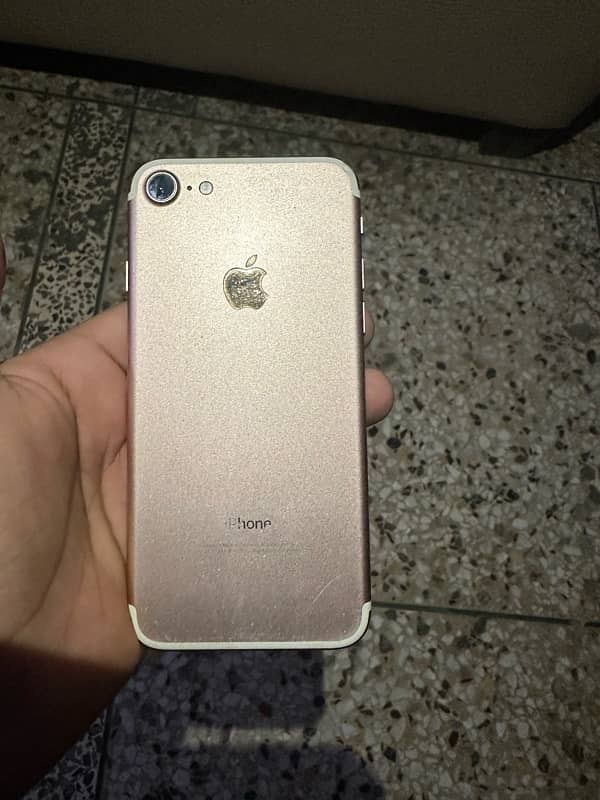 iPhone 7 128 Gb 3