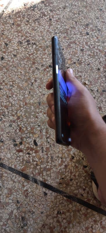 one plus 7t maclaren 12/128 gb country lock 5