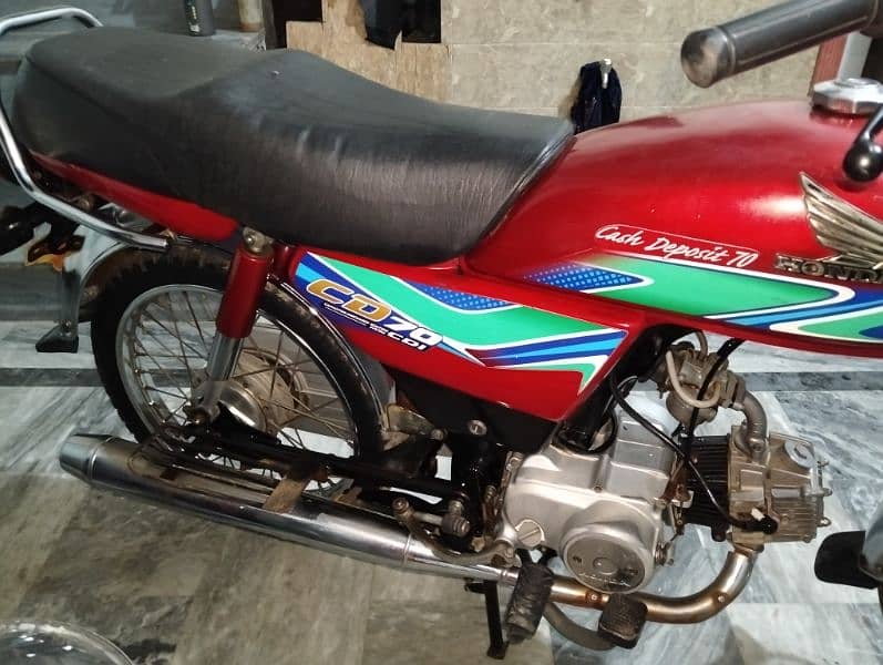 Honda cd70 red colour 2