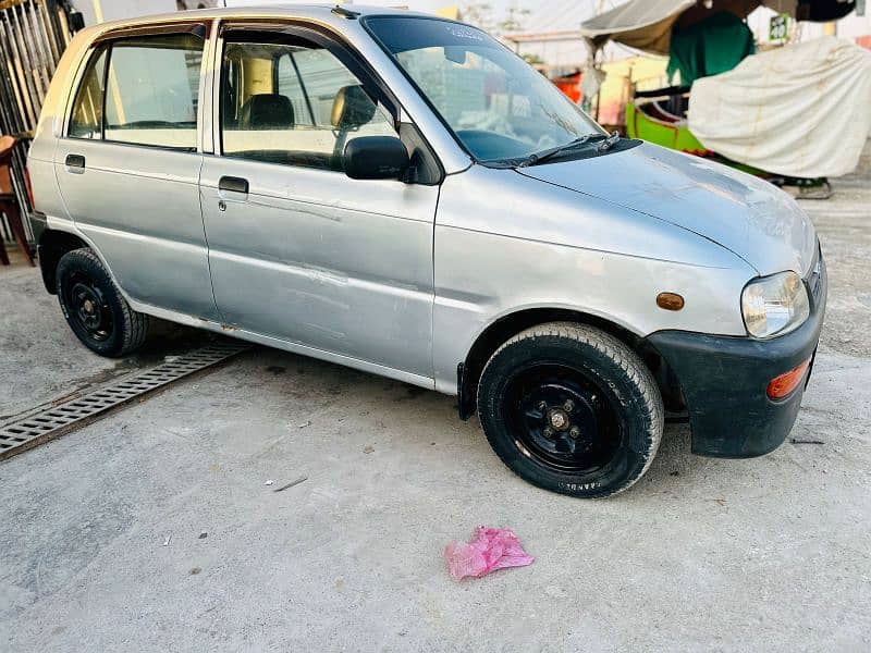 Daihatsu Cuore 2000 0