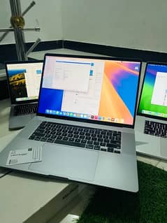 Apple MacBook Pro i7 (2019-16”inch) 16/512GB SSD, Graphics card 4GB