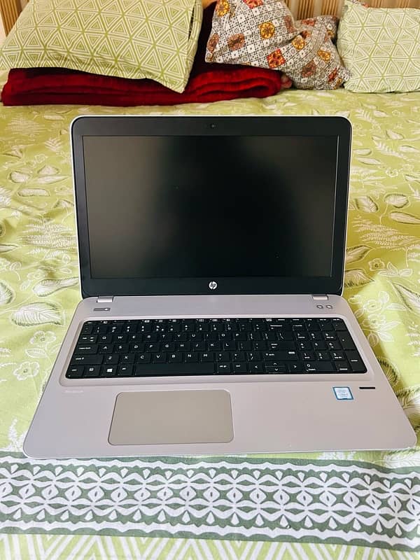 hp core i7 7th generation 1