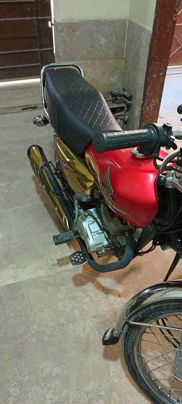 New Gold Edition 125 2024 Model 6