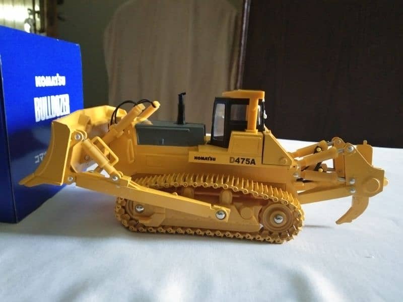 Model of komatsu Bulldozer D455A 2