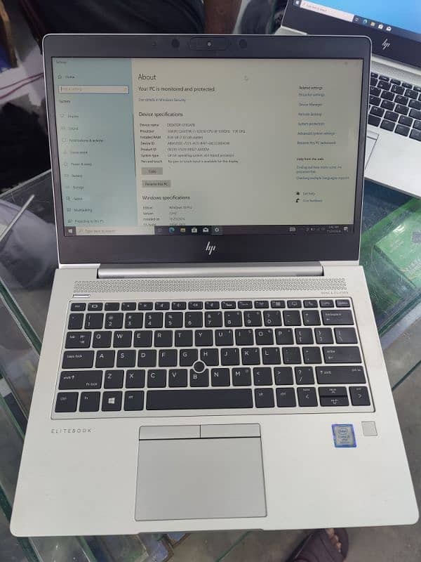 Hp Elite Book 830 G6 0