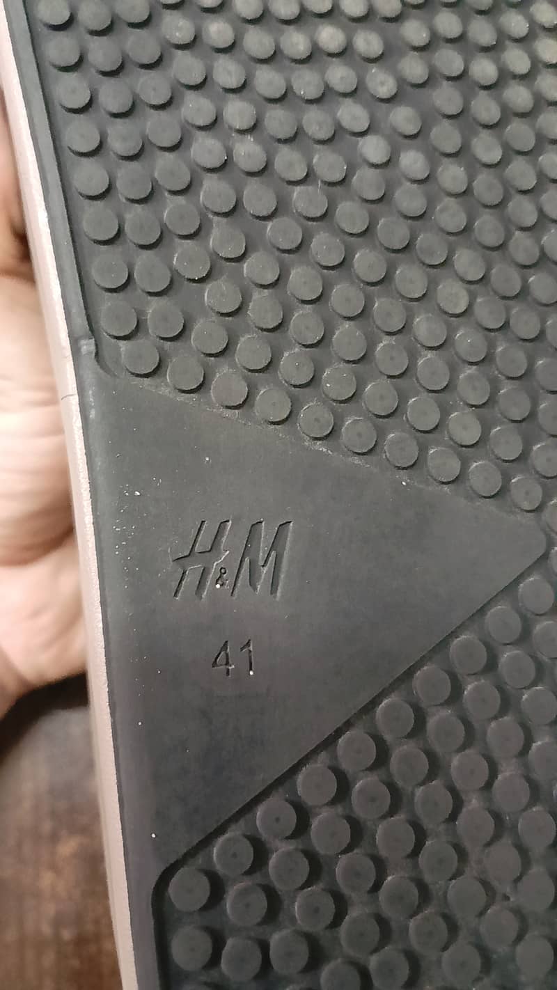 H&M Slipper's (From USA) 5