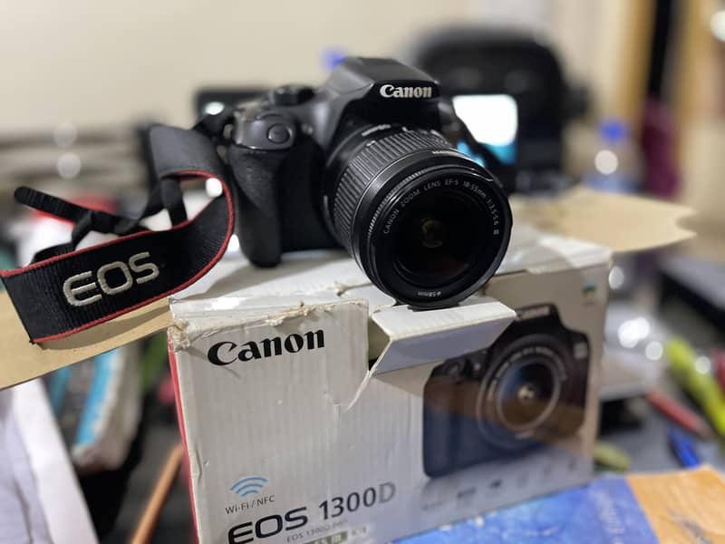 Canon EOS 1300D with Box 5