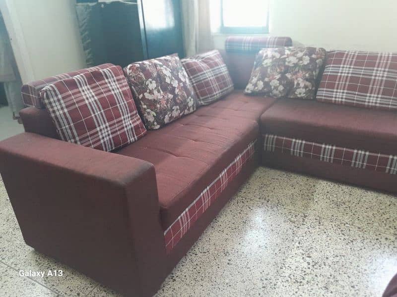 L shaped Sofa Set in Aplus condition 0