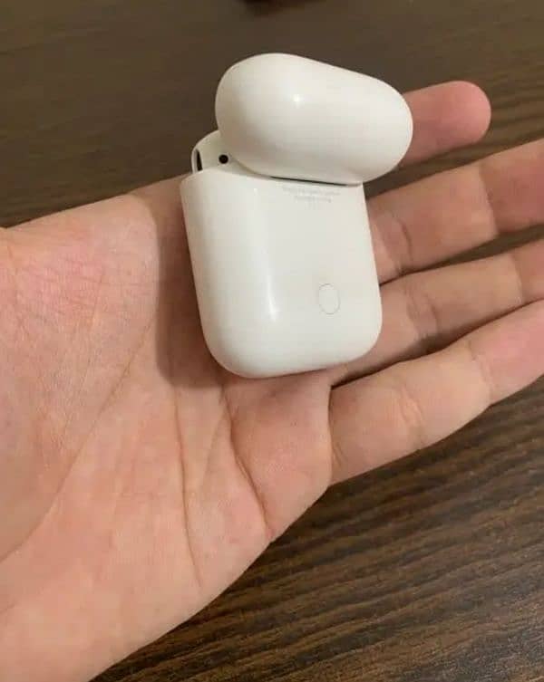 apple airpods 2nd generation few days use 2