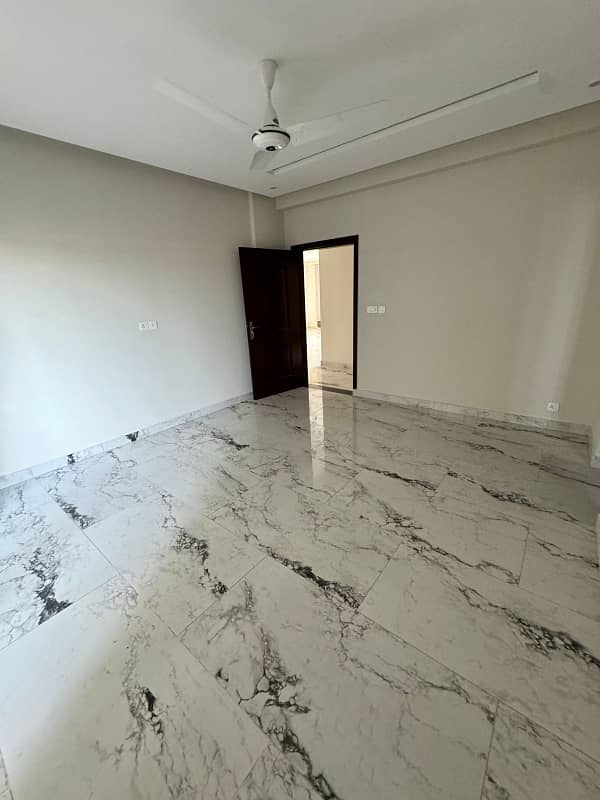 Brand New 10 Marla Apartment 7th Floor Facing Lake Is Available For Sale In Askari 11 Sector D Terminal Payment Not Paid 20