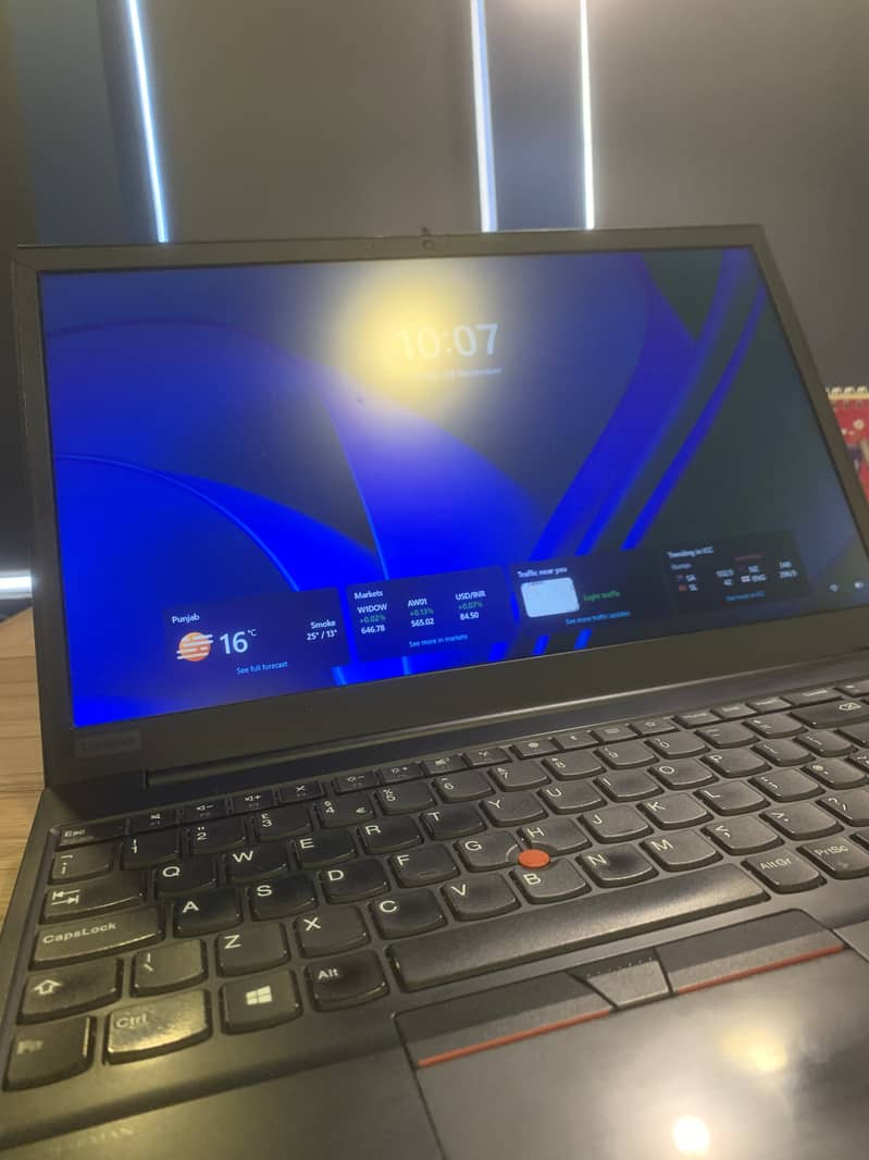 Lenovo ThinkPad E15 Generation 10 Core i5 16GB RAM 512 GB SSD 3