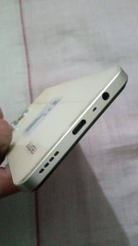 Realme C53 2