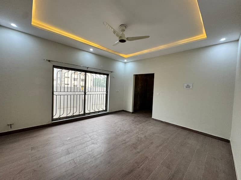 15 Marla House Is Available For Rent In Askari 10 Sector S At Super Hot Location 19