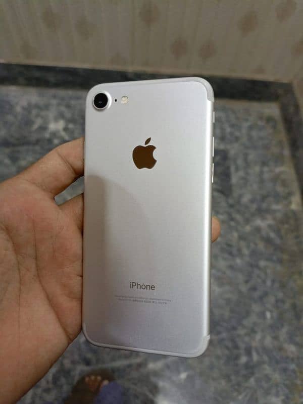 Brand new I phone 7 0