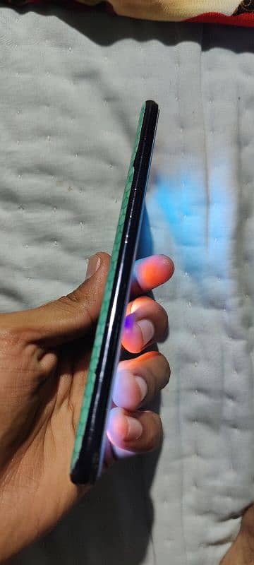 Oppo F19 Used 8/10 Condition Without Box 3