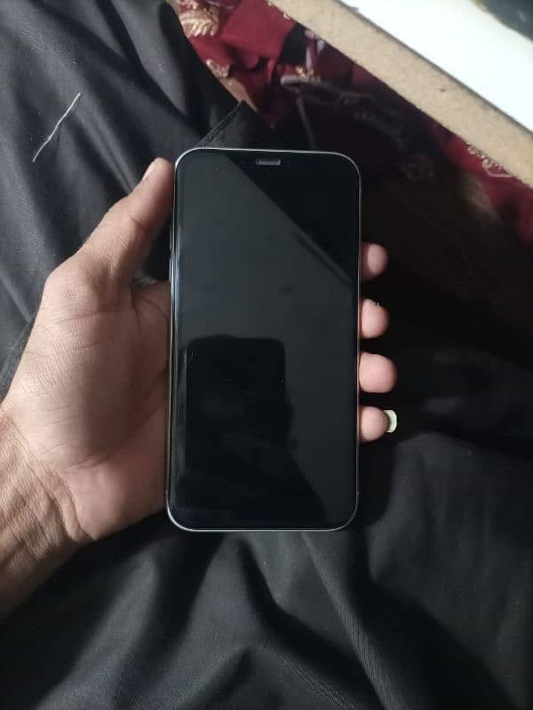 iphone XR 0