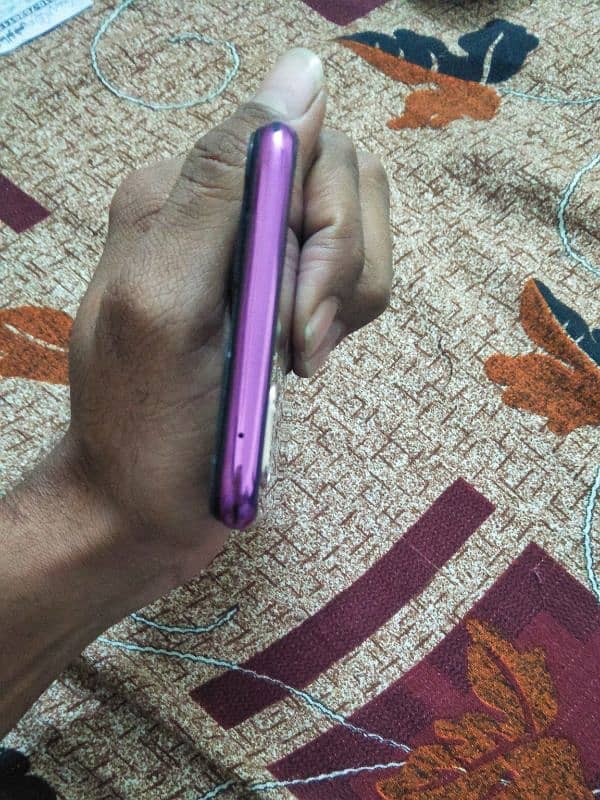 Oppo f9 Fresh Condition 2