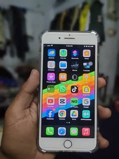 i phone 7 plus 10by10 condition