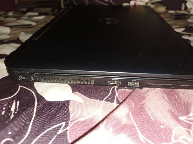 Dell Latitude e5540. . core i7 2