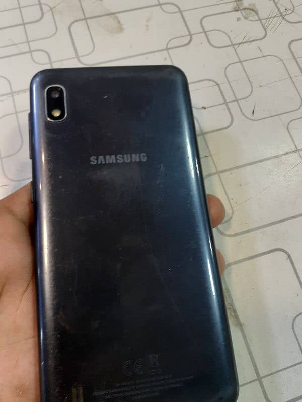 sumsung galaxy A10 with box. 1