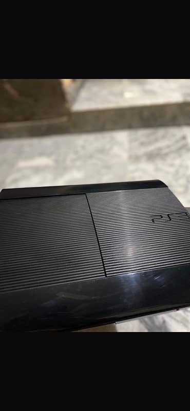 ps3 ultra slim with one original controller used like new 1