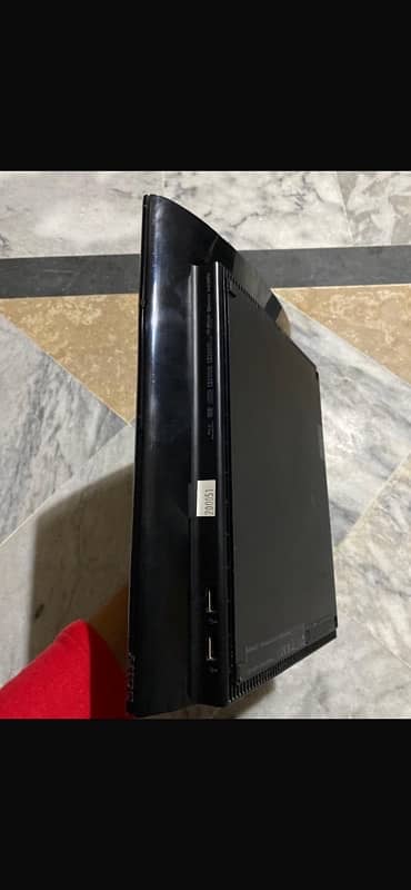 ps3 ultra slim with one original controller used like new 4