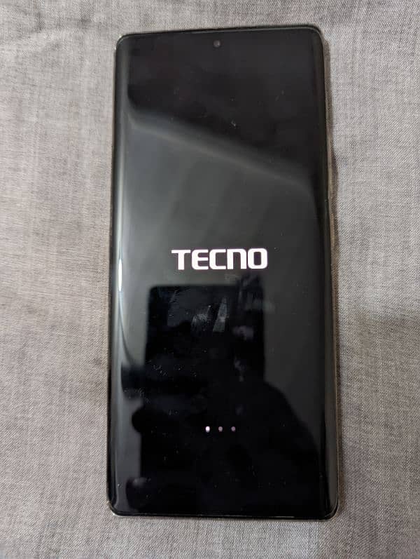 TECNO SPARK 20 PRO PLUS 0